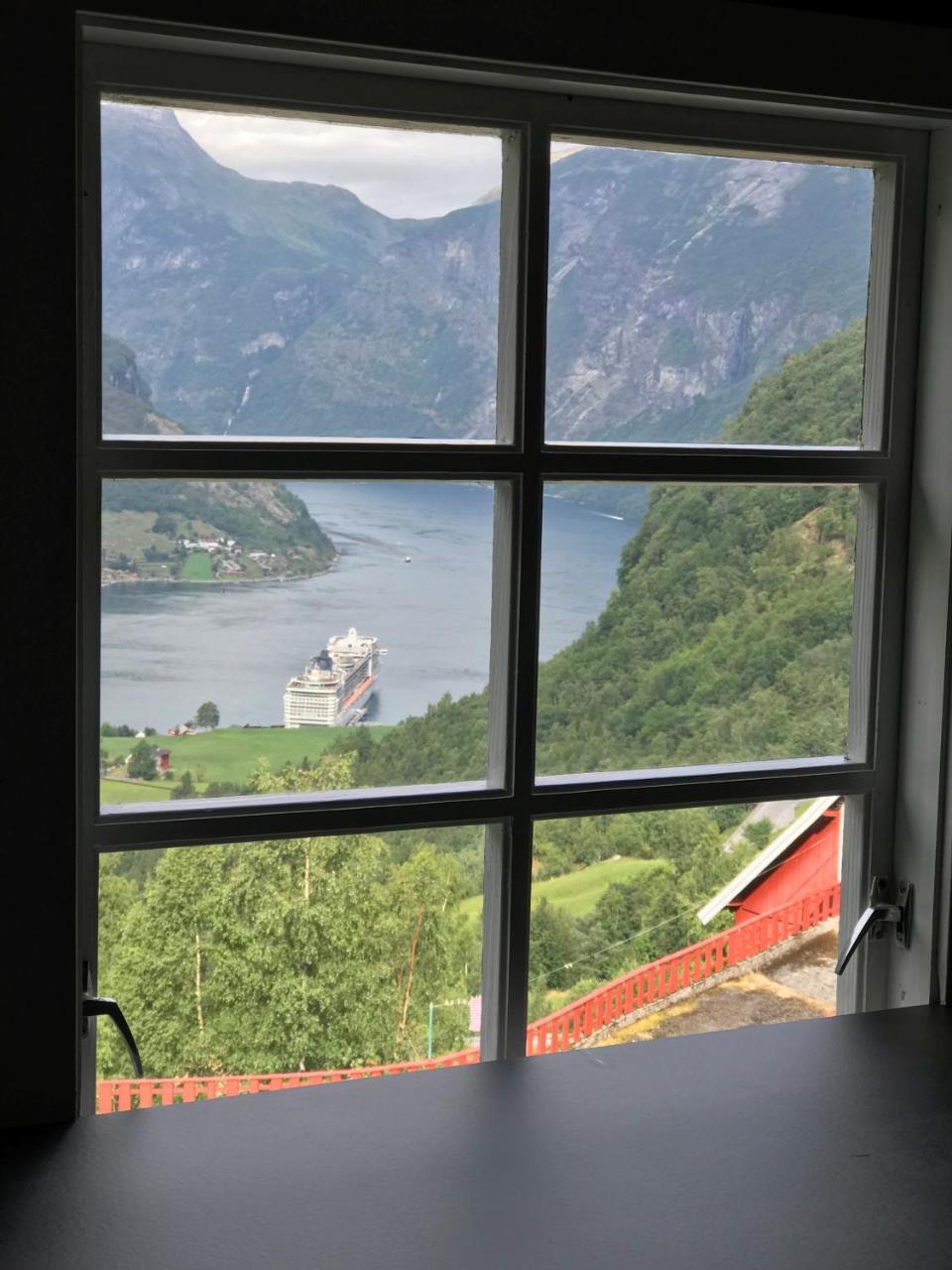 Solbakken Cabins Geiranger Eksteriør billede